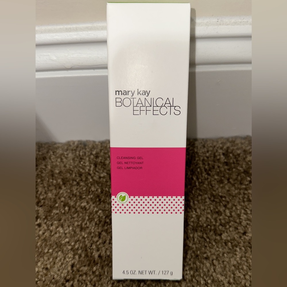 Mary Kay Botanical Effects Cleansing Gel